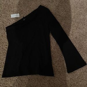 One shoulder top
